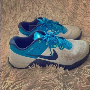 Nike Flywire Shoes 7.5